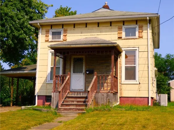 1023 McKinley St NE, Warren, OH 44483