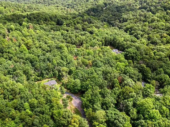 646 & 647 Dogwood Farm Rd, Front Royal, VA 22630
