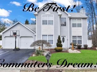 2 Nutmeg Rd, Aberdeen, NJ 07747