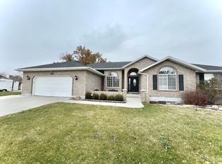 2288 W Pendleton Way, South Jordan, UT 84095