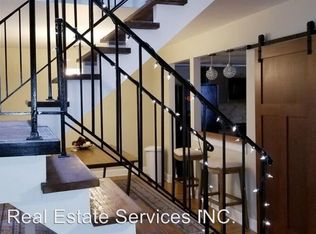 6016 Virginia St, Merrillville, IN