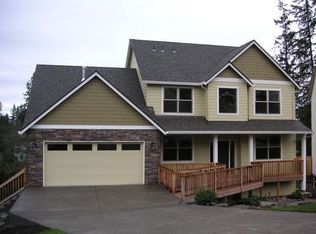870 N P St, Washougal, WA 98671