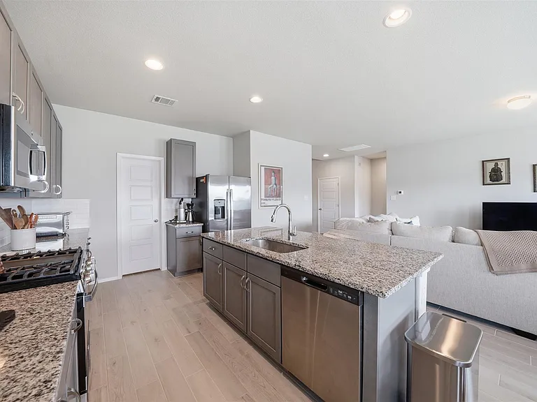 641 Running Creek Dr — Photo 10
