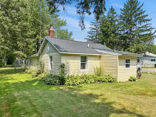 709 N Oak Street, Withee, WI 54498