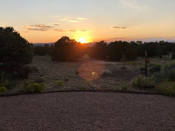 3rd image of 7 Hacienda Ct