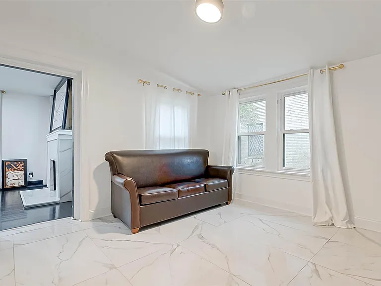 3222 Oakdale St — Photo 12