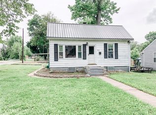 900 Warren St, Jerseyville, IL 62052