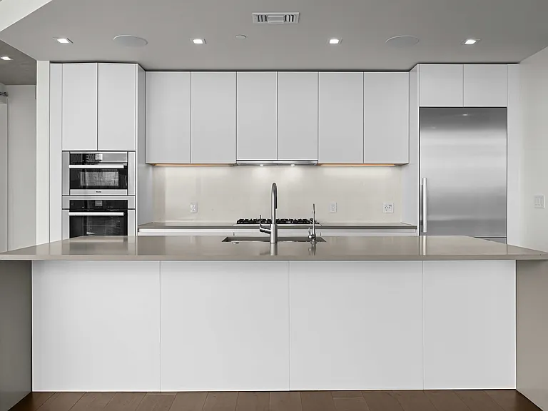 501 West Ave #3201 — Photo 10