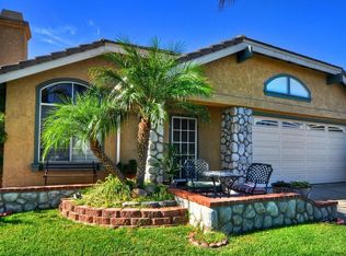 808 Highland View Dr, Corona, CA 92882
