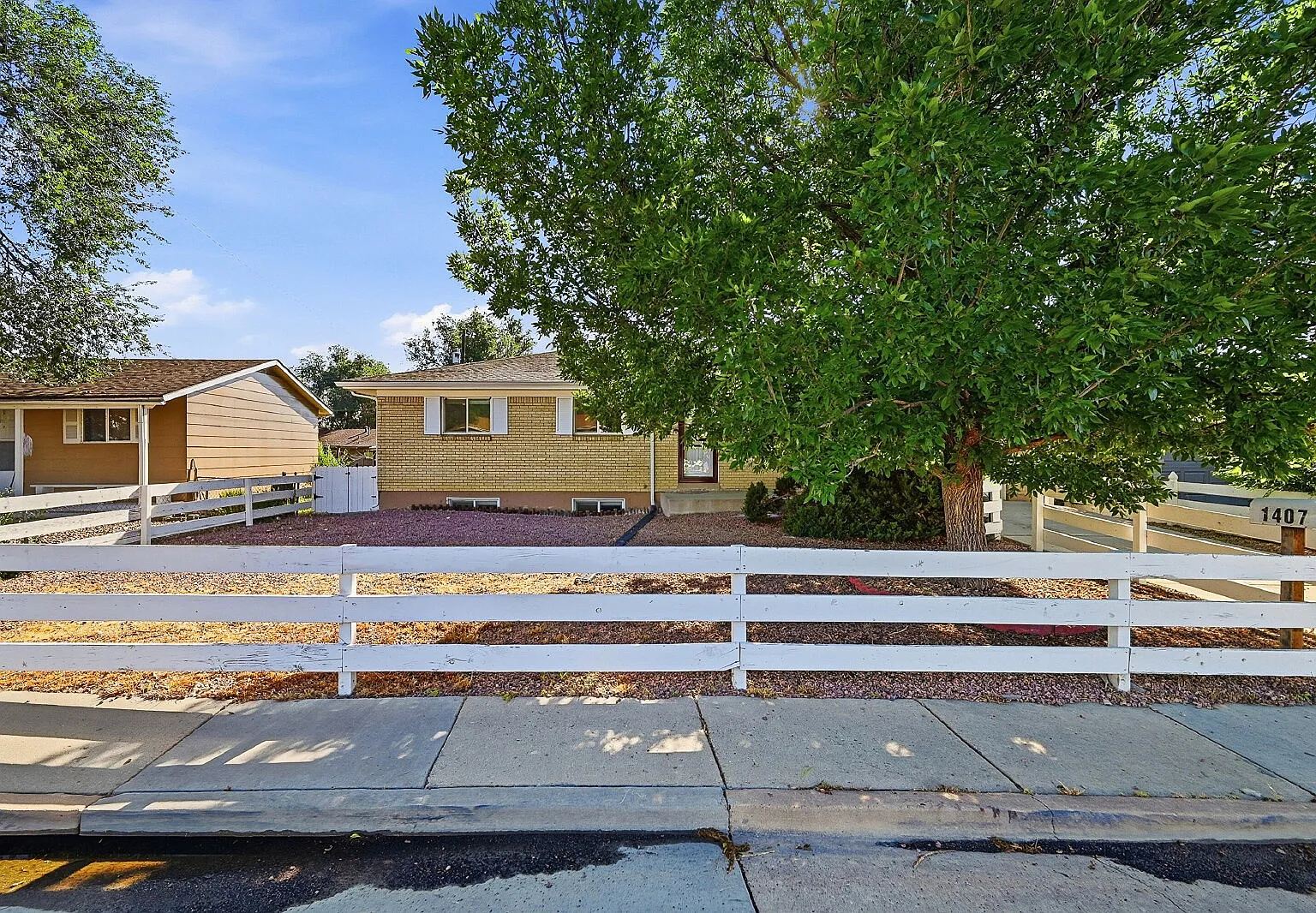 5 bed, 2.5 bath, 1819 sqft, $2,196 — Photo 1