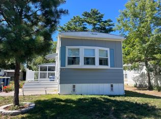 85 Great Hill Dr, West Wareham, MA 02576