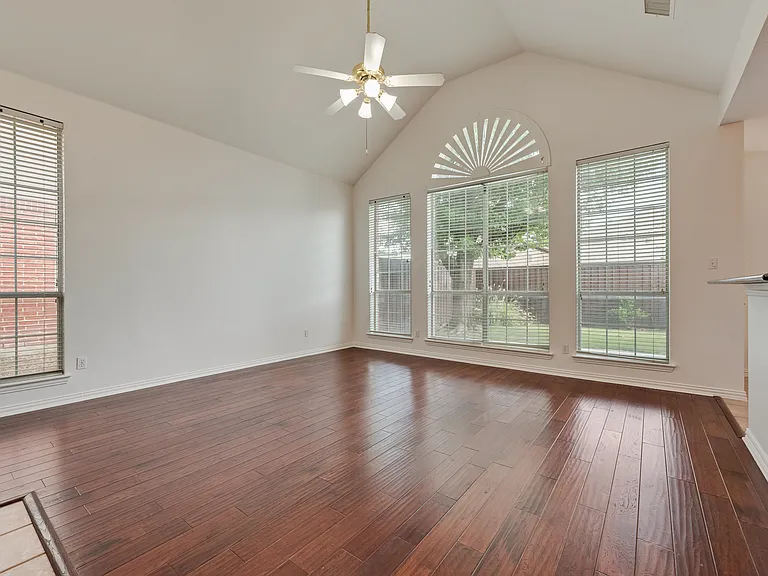 3104 Angus Dr — Photo 14