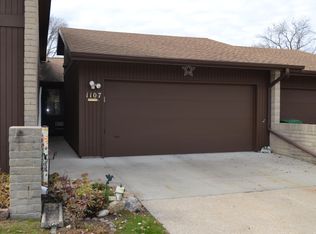 1107 Johnson St, Ames, IA 50010