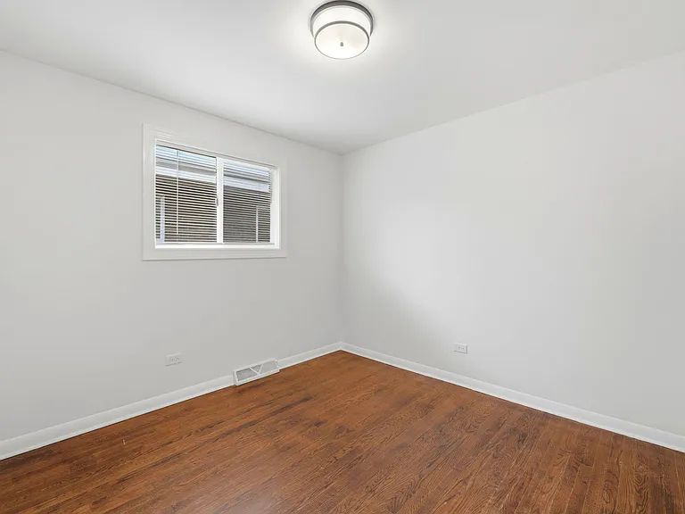 2028 Williamsburg Dr #D108 — Photo 9