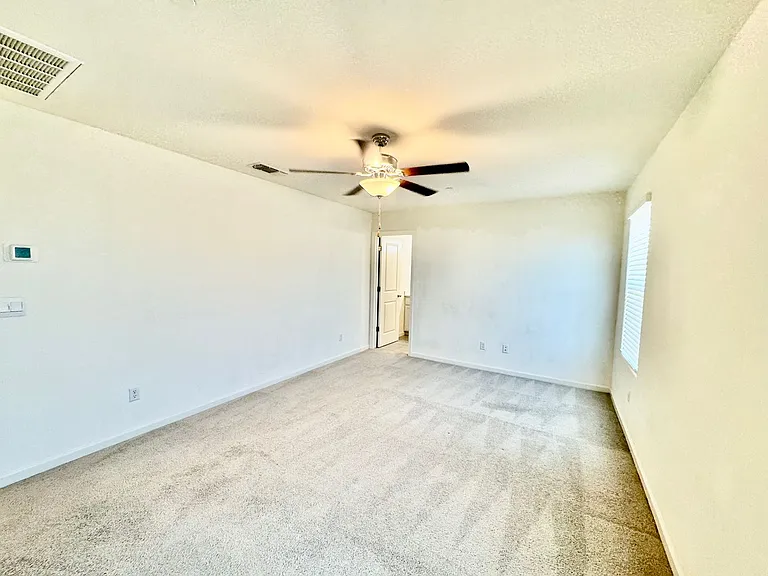 1809 Columbia Dr — Photo 15