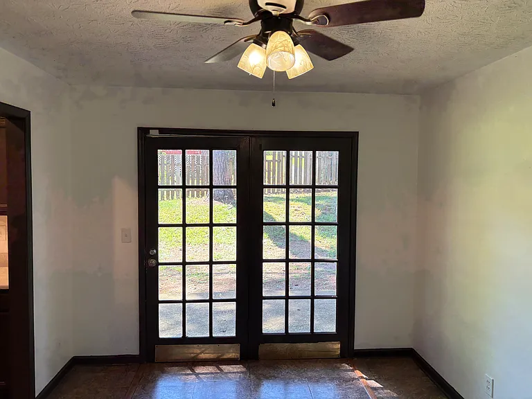 865 Bristol Way — Photo 27