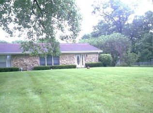 532 West St APT 4, Lockport, IL 60441