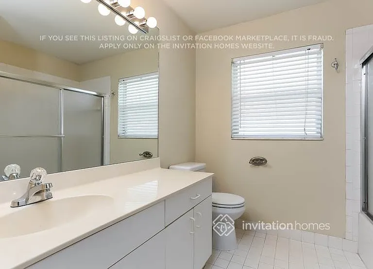 1369 Fairfax Cir E — Photo 14