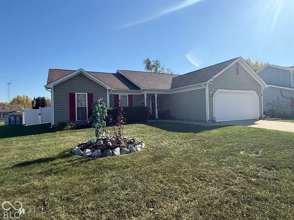 7549 Camberwood Dr, Indianapolis, IN 46268
