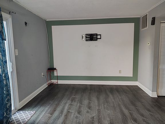 2nd image of 7987 Community Dr