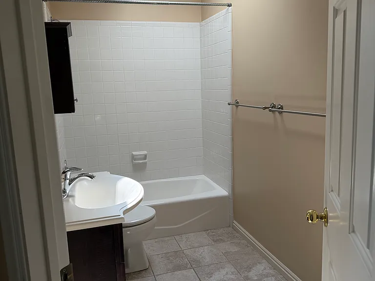 258 E Rawlins Ln — Photo 11