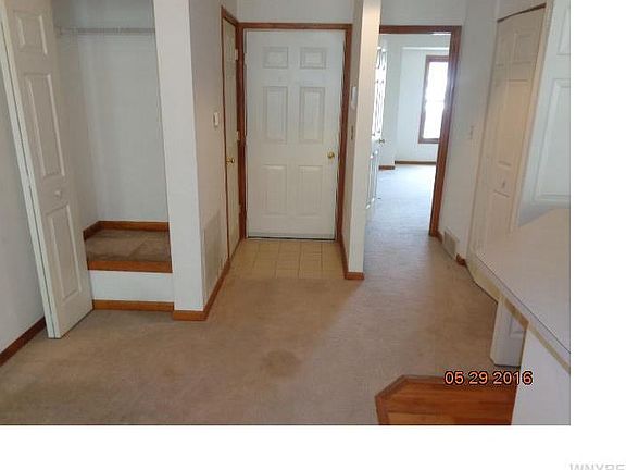 2nd image of 7 Keph Dr APT 6