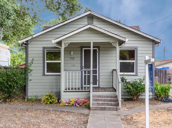 715 Tupper St, Santa Rosa, CA 95404