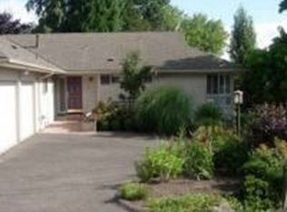 3720 SW Bridlemile Ln, Portland, OR 97221