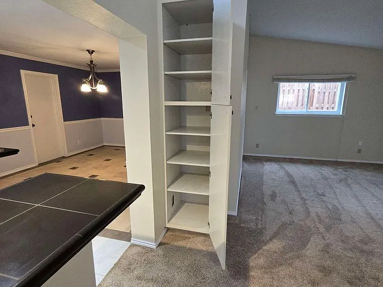 1500 Shirley St NE — Photo 7