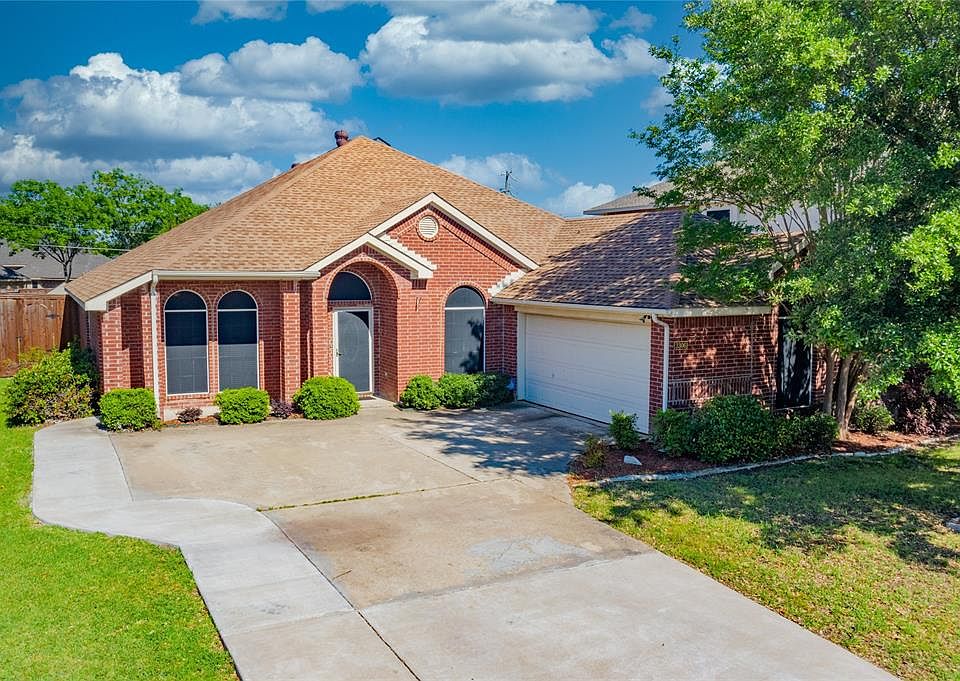 1st image of 3306 Sea Breeze Ln