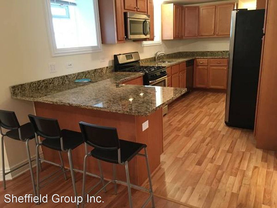 1st image of 4419 N Albany Ave #5020958