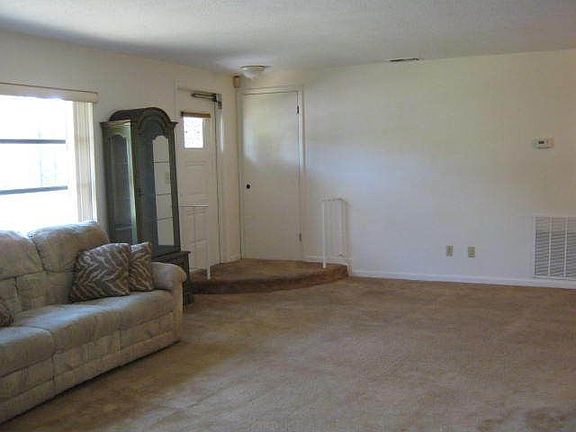3rd image of 1665 60th Ave S