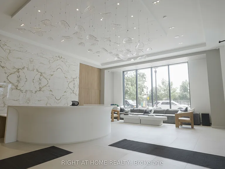 2075 Lakeshore Rd #308 — Photo 5