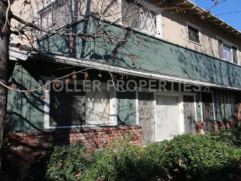 Jackson Pl 7265 — Photo 1