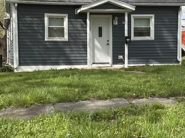 220 W 6th St, Cameron, MO 64429
