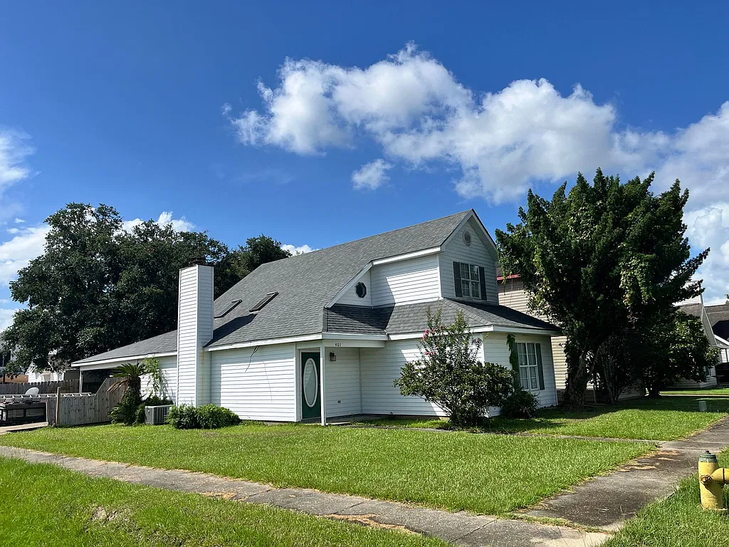 Property main image