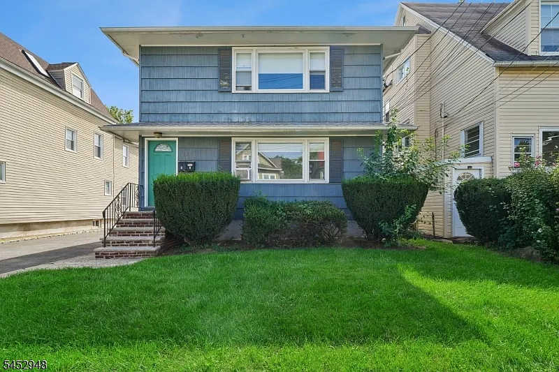 33 N Willow St #1