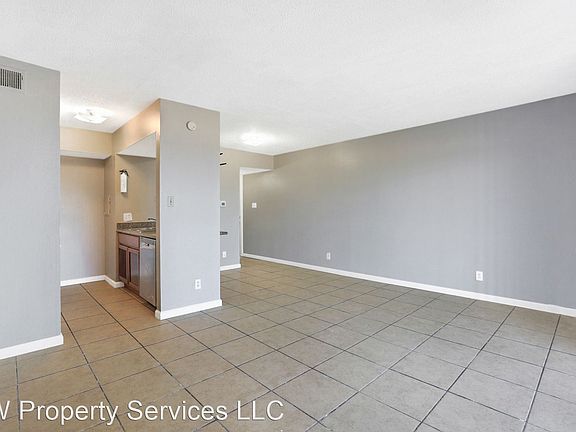 2nd image of 10000 Hayne Blvd Unit I