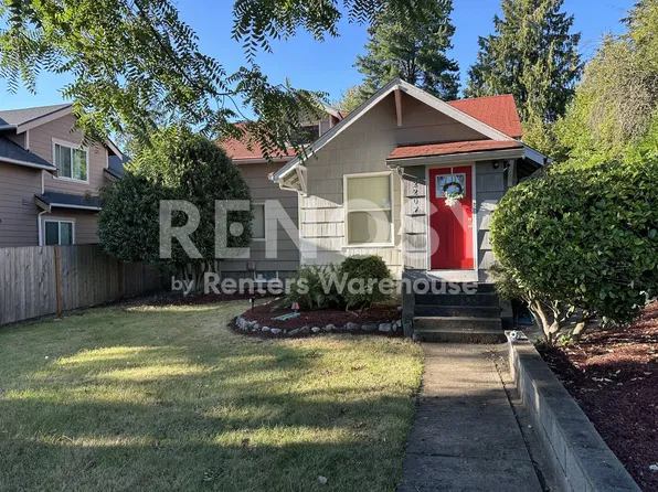 2207 S 50th St, Tacoma, WA 98409