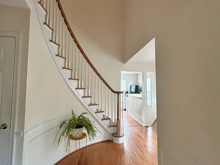 2016 Pieris Ct — Photo 3