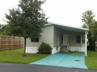 2122 Lake Linda Cir, Lutz, FL 33558