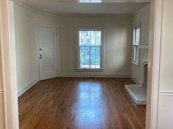 4th image of 2910 Erie Ave APT 1
