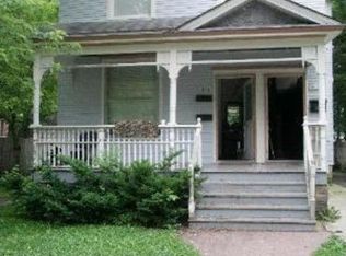 416 Iowa, Aurora, IL 60506