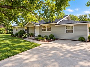 605 S Zion St, Lowell, AR 72745