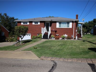 2 Longvue Dr, Uniontown, PA, 15401