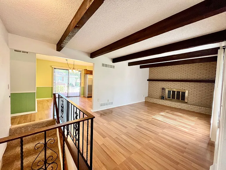1305 Overlook Dr — Photo 3