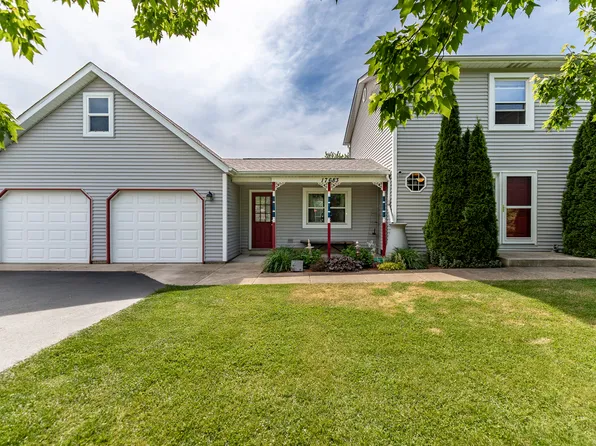 17683 Mississippi St, Lowell, IN 46356