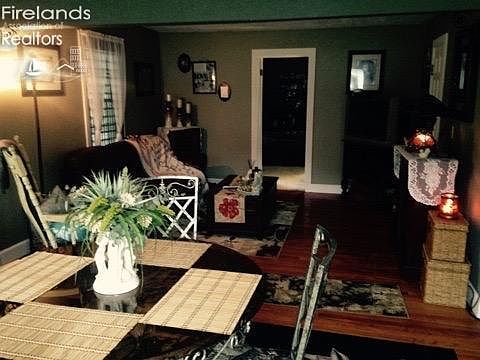 5th image of 335 Tiffin Ave