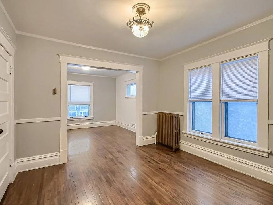 1st image of 2641 Lyndale Ave S #4