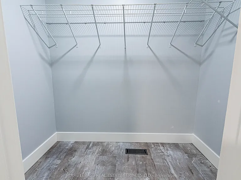 1855 Maple Ridge Dr #35 — Photo 36